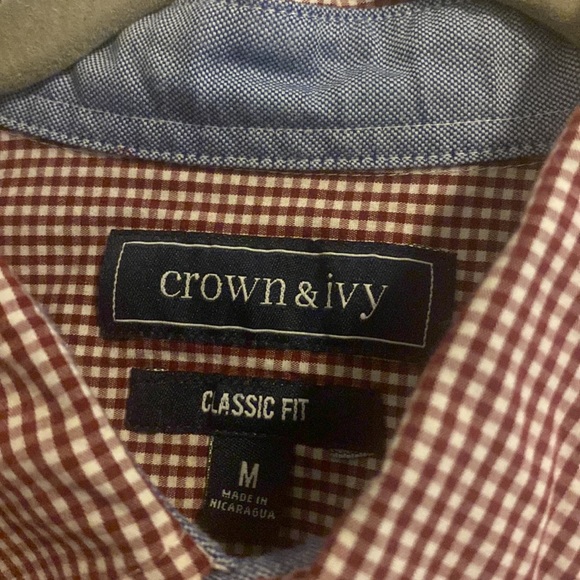 Crown and Ivy Men’s Classic Fit Button-Up Size M - Picture 2 of 4